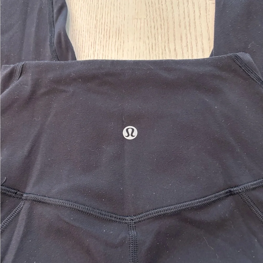 Lululemon Black Leggings Sz 2 - Picture 3 of 8